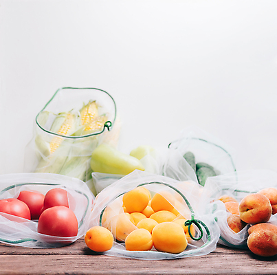 포토 JPG 해외이미지 음식 컨셉 토마토 채소 가방 탁자 오이 건강 옥수수 사람없음 목재 쇼핑 재활용 금지 흰색 직물 신선 플라스틱 에코 유기농 복숭아 후추 망사 낭비 내추럴 영 무료 살구 생태학 해외포토 나무 웰빙 잡화 교육 컬러 가구 과일 재료 재질 곡류 숫자 환경 향신료 친환경 파일형식 이미지허브