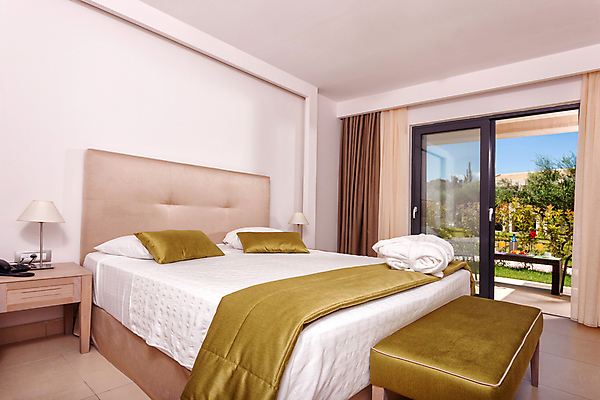 포토 JPG 해외이미지 디자인 꽃 가구 건축양식 호텔 부동산 휴가 아파트 주택 사람없음 내부 건물 장식 여름 수건 침실 방 침대 고급 큼 빌라 오브젝트 렌탈 스타일 해외포토 식물 건축물 계절 건축 생활용품 컨셉 숙소 위생용품 재산 크기 파일형식 이미지허브