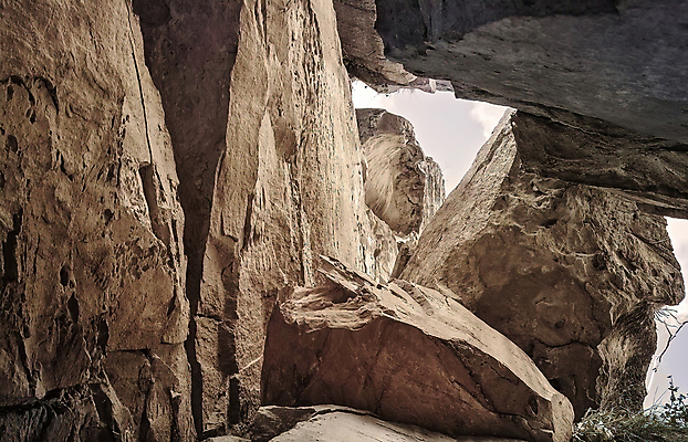 포토 JPG 해외이미지 모양 나무 식물 공원 벽 자연 아침 산 사람없음 야외 빨간색 파란색 빛 뷰티 환경 골짜기 절벽 거친 틈 동굴 가장자리 닫기 호주 묘사 속도 암초 사암 산악지대 오지 울퉁불퉁 전국 특별함 해외포토 주간 공공시설 컬러 컨셉 모션 돌_바위 오세아니아 둘레 생태계 파일형식 이미지허브