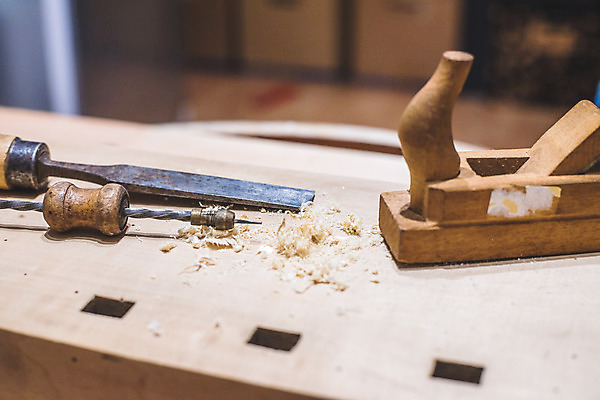 포토 JPG 해외이미지 직업 공장 설계 실내 취미 사람없음 목재 수확 골동품 공구 시골 작업실 제조 목수 무역 복고 면도 수공예 수목 작업대 차고 해외포토 나무 산업 컨셉 농업 재료 공업 모션 내부 도구 공예 파일형식 이미지허브