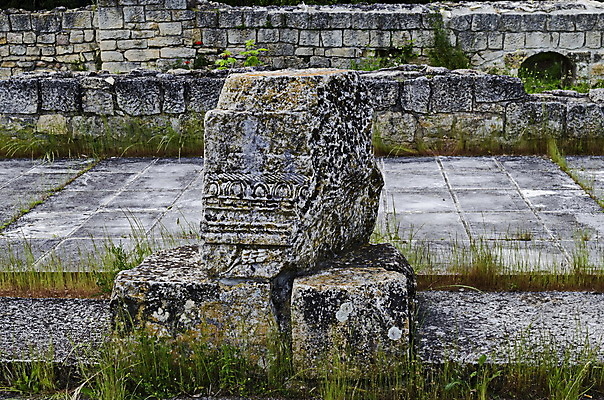 포토 JPG 해외이미지 구름 유럽 문화 벽 여행 건축양식 부분 자연 하늘 선물 협상 사람없음 내부 경제 기둥 도시 사찰 성 역사 보호 싸움 타운 최초 고고학 로마인 복잡 불가리아 세기 파멸 해외포토 자연요소 건축물 교육 건축 나라 컨셉 비즈니스 종교건축 모션 인종 생태계 파일형식 소멸 남유럽 이미지허브