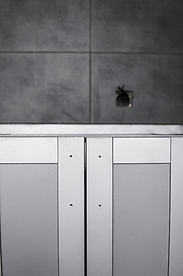 포토 JPG 해외이미지 직업 가구 가정 바닥 아파트 주택 실내 사람없음 내부 목재 옆모습 인테리어 문 주방 기계 장비 회색 무대 도구 수리 찬장 천 캐비닛 서비스 수납 조립 복원 설치 리모델링 업그레이드 철강 해외포토 나무 디자인 뷰포인트 컬러 생활용품 재료 건물 직물 사물함 파일형식 이미지허브