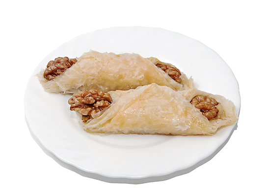 포토 JPG 해외이미지 전통 접시 아시아 문화 음식 2 부분 디저트 요리 사람없음 하이앵글 갈색 노란색 빵집 견과류 흰색 막대기 황금 중앙 달콤 설탕 굽기 지중해 흰배경 반죽 호두 시럽 꿀 동쪽 칠면조 충동구매 고립 어려움 페스츄리 바클라바 맛있는 튀르키예 해외포토 식기 나라 빵 바다 뷰포인트 컬러 백그라운드 조류 쇼핑 상점 맛 구이 방향 과소비 파일형식 이미지허브