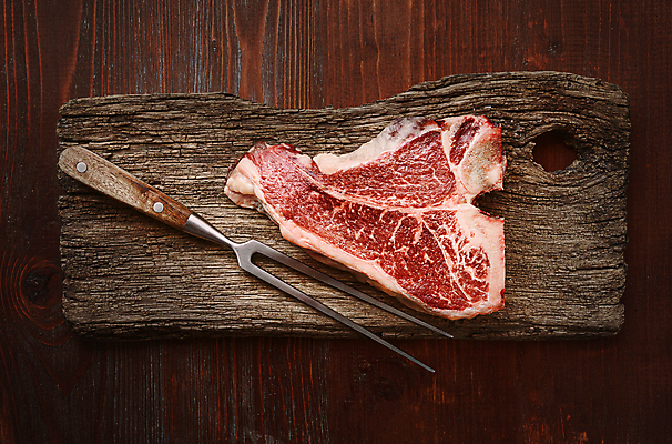 포토 JPG 해외이미지 음식 백그라운드 재료 육류 스테이크 요리 사람없음 목재 빨간색 저녁식사 소고기 흰색 신선 양념 닫기 자르기 준비 질감 날것 대리석 소금 후추 로즈메리 고립 단백질 등심 생식 정육점 해외포토 레이스천 나무 컬러 식재료 모션 서양음식 상점 식사 직물 허브 향신료 영양소 파일형식 이미지허브