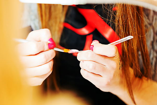 포토 JPG 해외이미지 라이프스타일 손 디자인 여자 백그라운드 신체 손가락 휴식 건강 미술 사람없음 치료 빨간색 컬러풀 뷰티 유행 상점 스파 화장품 흰색 못 화려 고급 우아함 손톱관리 손톱 미용사 피부 광택 프랑스어 돌봄 스타일 해외포토 직업 문자 컬러 컨셉 의학 모션 문화예술 사람 생활 신체부위 공구 네일아트 파일형식 이미지허브