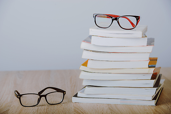 포토 JPG 해외이미지 손 디자인 교육 종이 안경 커피 백그라운드 컨셉 비즈니스 학교 자연 탁자 사람없음 책 스터디 컴퓨터 사무실 유행 우주 수확 업무 읽기 책상 오브젝트 질감 복고 문학 페이지 해외포토 잡화 음료 가구 농업 모션 신체부위 전자제품 학습 작업 생태계 파일형식 이미지허브