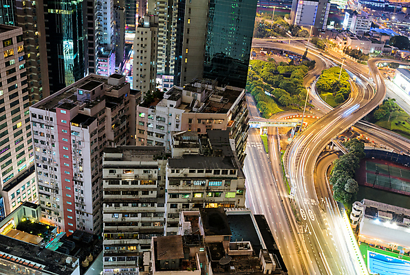 포토 JPG 해외이미지 나무 도로 야경 주택 사람없음 야외 건물 도시풍경 고층빌딩 도시 장노출 홍콩 해외포토 식물 건축물 길 교통시설 촬영기법 풍경 빌딩 중국 야간 파일형식 풍경_경치 이미지허브