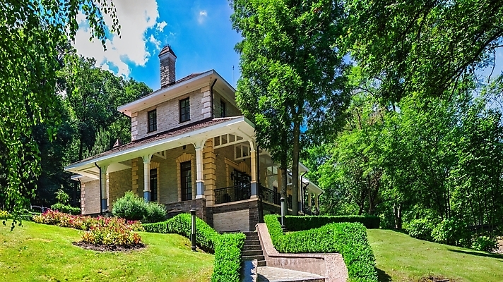 포토 JPG 해외이미지 공원 유럽 호수 여행 건축양식 자연 주택 파노라마 사람없음 건물 물 강 맑음 산책 궁전 연못 역사 고급 박물관 대통령 부정부패 우크라이나 정치 해외포토 자연요소 건축물 공공시설 건축 나라 컨셉 고건축 날씨 휴식 촬영기법 생태계 파일형식 이미지허브