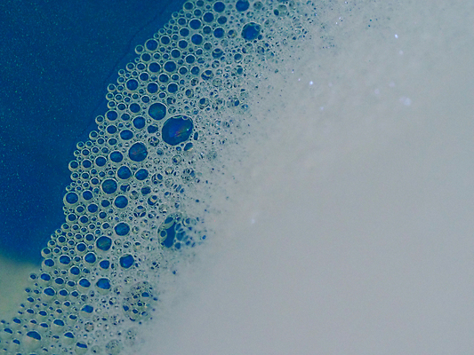 포토 JPG 해외이미지 패턴 추상 사람없음 물 파란색 컬러풀 목욕 거품 비누 해외포토 자연요소 컬러 무늬 위생용품 청결 파일형식 이미지허브