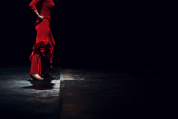 포토 JPG 해외이미지 전통 드레스 옷 여자 문화 음악 모션 미술 사람없음 야외 빨간색 컬러풀 뷰티 축제 공연 연주자 댄서 무대 축하 춤 사회 스페인 우아함 민화 스페인어 집시 플라멩코 해외포토 직업 유럽 예술 컬러 컨셉 문화예술 사람 이벤트 음악가 세계문화유산 그림 공동체 파일형식 이미지허브