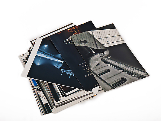 포토 JPG 해외이미지 백그라운드 가족 프레임 사람없음 책 검은색 사진촬영 침묵 추위 수확 골동품 덮개 흰색 역사 앨범 향수 복고 과거 기념품 층 고립 구식 세피아 스크랩북 옛날 오리지널 국경 해외포토 컬러 컨셉 농업 관계 촬영기법 촬영 소리 화장품 뚜껑 오브젝트 파일형식 이미지허브