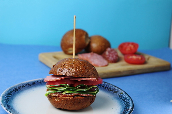 포토 JPG 해외이미지 종이 음식 백그라운드 토마토 탁자 양파 샌드위치 건강 육류 씨앗 사람없음 초록색 갈색 식당 식사 저녁식사 샐러드 소고기 튀김 햄버거 흰색 시골 체리 그릴 메밀 속도 깨 아보카도 건강식 점심식사 고립 무료 번 해로움 핸드메이드 힙스터 맛있는 해외포토 식물 패션 빵 컬러 가구 컨셉 채소 과일 식재료 주방용품 패스트푸드 상점 조미료 파일형식 이미지허브