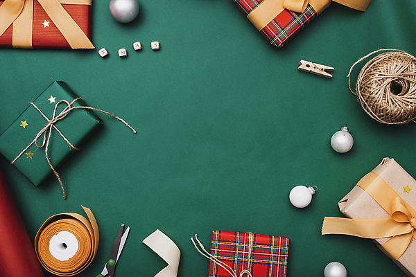 포토 JPG 해외이미지 모양 계절 기념일 리본 종이 줄 결혼 백그라운드 크리스마스 포장 휴가 기념 발렌타인데이 선물 사랑 이벤트 사람없음 장식 선물상자 빛 쇼핑 상자 세일 축제 놀람 권투 기쁨 덮개 흰색 축하 인사 악단 생일 재산 활 주기 감사 상업 매듭 심플 패키지 노끈 고립 핸드메이드 해외포토 감정 음악 컬러 컨셉 모션 데이이벤트 표정 금융 격투기 뚜껑 예절 파일형식 이미지허브