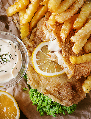 포토 JPG 해외이미지 전통 접시 영어 음식 백그라운드 영국 감자 어류 사람없음 초록색 식당 식사 저녁식사 튀김 흰색 먹기 해산물 속도 완두콩 프랑스어 점심식사 해외포토 문자 식기 유럽 컬러 채소 모션 콩 상점 수중동물 파일형식 이미지허브