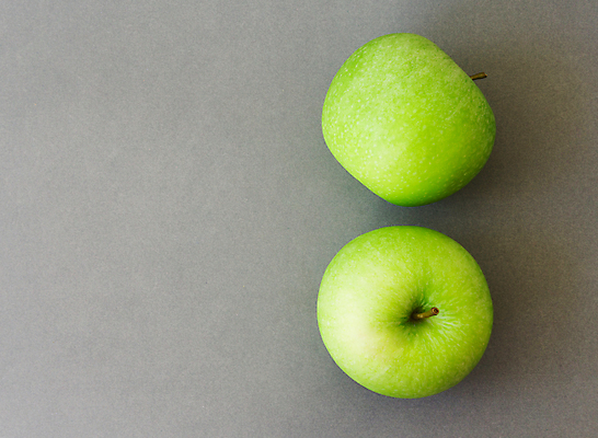 포토 JPG 해외이미지 과일 회색배경 실내 사람없음 두개 사과 청사과 해외포토 백그라운드 2 내부 회색 파일형식 이미지허브
