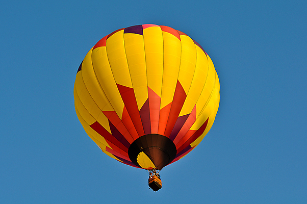포토 JPG 해외이미지 여행 포즈 오렌지 교통시설 하늘 사람없음 야외 빨간색 초록색 컬러풀 뷰티 노란색 검은색 축제 열기구 원형 승차 항공 쇼 리프트 해외포토 도형 컬러 교통 과일 항공교통 모션 시설 파일형식 이미지허브