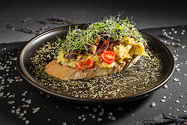 포토 JPG 해외이미지 접시 음식 빵 백그라운드 컨셉 다이어트 건강 요리 사람없음 초록색 컬러풀 계란 검은색 저녁식사 어둠 튀김 신선 사발 아침식사 먹기 칼로리 바질 건강식 루꼴라 브루스케타 삶기 맛있는 해외포토 식기 컬러 채소 모션 알 식사 사기그릇 파일형식 이미지허브