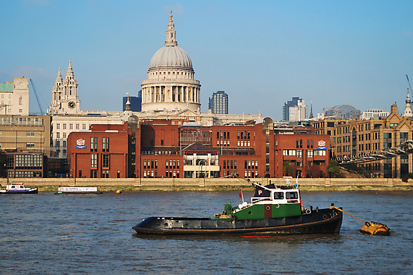 포토 JPG 해외이미지 사람없음 강 보트 스카이라인 템스강 해외포토 배_교통 잉글랜드 파일형식 이미지허브