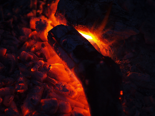 포토 JPG 해외이미지 백그라운드 오렌지 모션 자연 따뜻함 사람없음 목재 빨간색 빛 노란색 검은색 에너지 뜨거움 닫기 오븐 더위 위험 모닥불 혀 묘사 유기농 벽난로 질감 매움 화재 열정 온도 내추럴 연소 석탄 엘리먼트 여신 재 점화 지옥 화상 해외포토 나무 웰빙 감정 컬러 컨셉 과일 재료 불 날씨 가전제품 입 맛 상처 사건 생태계 파일형식 이미지허브