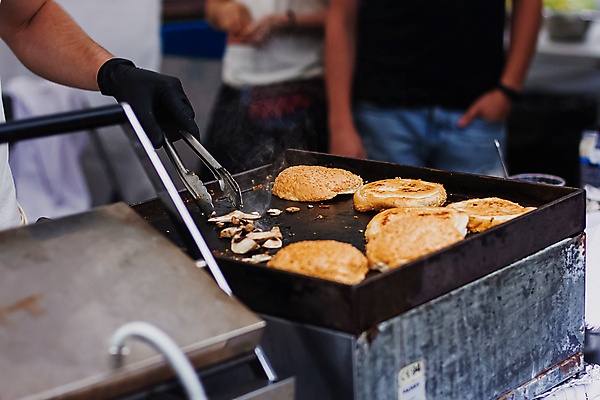 포토 JPG 해외이미지 백인 전통 라이프스타일 손 종이 음식 백그라운드 컨셉 젓가락 거리 샌드위치 건강 육류 요리 사람 동양인 사람없음 야외 컵 상자 노란색 주방 식당 식사 저녁식사 중국 신선 잡기 도시 면 맛 떨어짐 먹기 서비스 매움 테이크아웃 점심식사 길거리음식 해로움 맛있는 해외포토 서양인 식기 아시아 컬러 식재료 모션 수저 인종 생활 신체부위 상점 파일형식 이미지허브