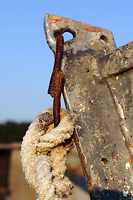 포토 JPG 해외이미지 밧줄 스포츠 바다 백그라운드 넥타이 항해 이끼 안전 사람없음 야외 목재 물 쌓기 금속 항구 검은색 힘 잡기 시간 보트 고리 황무지 실 당기기 닫기 오브젝트 매듭 롤 기어 썩음 옛날 진짜 해외포토 자연요소 나무 잡화 줄 컬러 배_교통 재료 교통시설 모션 재질 파일형식 이미지허브