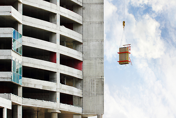 포토 JPG 해외이미지 모양 구름 직업 디자인 외관 산업 비즈니스 건축양식 창문 유리 하늘 미래 새로움 직장 사람없음 금융 파란색 사무실 반사 탑 고층빌딩 블록 성장 도시 업무 센터 재산 도심 큼 땅 기중기 개발 건축업자 철강 콘크리트 프로젝트 해외포토 자연요소 건축물 건축 컬러 컨셉 회사 재질 빌딩 경제 작업 중장비 크기 파일형식 이미지허브