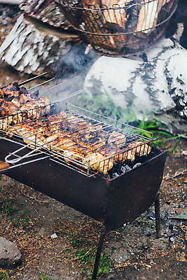 포토 JPG 해외이미지 접시 음식 백그라운드 불 불꽃 건강 육류 스테이크 요리 사람없음 야외 빨간색 소풍 파티 식당 식사 저녁식사 치킨 튀김 뜨거움 맛 그릴 바비큐 가슴 굽기 매움 숯 허벅지 훈제 점심식사 드럼스틱 절임 맛있는 해외포토 자연요소 식기 컬러 컨셉 식재료 주방용품 서양음식 이벤트 신체부위 야외활동 상점 구이 닭고기요리 파일형식 이미지허브