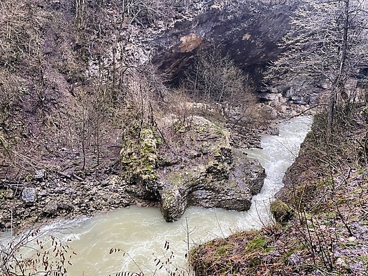 포토 JPG 해외이미지 주간 나무 야생동물 여행 자연 날씨 산 사람없음 야외 세로 물 관광지 강 환경 놀람 흐름 시골 개울 떨어짐 숲 신비 속도 수로 자연백그라운드 분무기 지역 산악지대 생태학 현재 해외포토 자연요소 식물 동물 교육 감정 백그라운드 컨셉 표정 생태계 파일형식 이미지허브