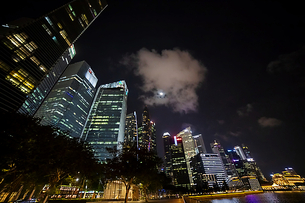 포토 JPG 해외이미지 여행 백그라운드 비즈니스 건축양식 벽지 하늘 추상 미래 거리 파노라마 풍경 사람없음 야외 건물 물 금융 빛 도시풍경 컬러풀 사무실 반사 탑 고층빌딩 황혼 도시 센터 도심 야간 소프트포커스 큼 네온 지역 타운 대도시 스카이라인 빛망울 블러 해외포토 자연요소 건축물 건축 컬러 컨셉 무늬 촬영기법 빌딩 경제 일몰 크기 파일형식 이미지허브