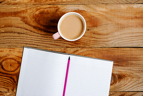 포토 JPG 해외이미지 종이 시계 백그라운드 스티커 장신구 탁자 모바일 사람없음 목재 스마트폰 핸드폰 컬러풀 연필 디지털 스크린 쪽지 공책 공백 타이핑 키보드 기록 플랫 잡지 배열 질감 문서 반죽 공포 위치 고정 타이머 보유 입력 체크리스트 해외포토 나무 컬러 가구 재료 문구용품 학용품 간행물 전자제품 스마트기기 필기구 파일형식 이미지허브