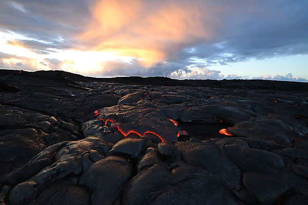 포토 JPG 해외이미지 사람없음 야외 흐름 뜨거움 위험 재해 화산 용암 화산섬 해외포토 섬 컨셉 산 파일형식 이미지허브