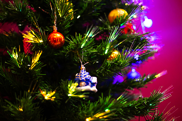 포토 JPG 해외이미지 나무 디자인 계절 백그라운드 크리스마스 겨울 공 유리 추상 휴가 새로움 기념 매달리기 선물 사람없음 장식 빨간색 초록색 빛 반짝임 장난감 노란색 축제 나뭇가지 축하 황금 우아함 야간 소프트포커스 12월 연도 보케 광택 마법 해외포토 자연요소 식물 기념일 컬러 컨셉 무늬 모션 재질 촬영기법 날짜 파일형식 이미지허브