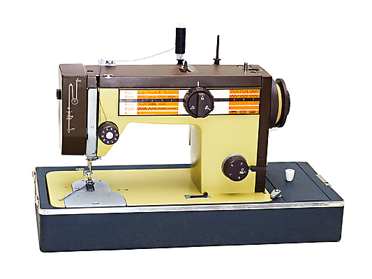 포토 JPG 해외이미지 옷 산업 줄 패턴 공장 주택 손잡이 사람없음 유행 금속 기계 흰색 공구 직물 업무 바늘 바퀴 실 수리 제조 휴대용 바느질 자르기 천 땀 만들기 실타래 자수 걸레 재단 고립 옛날 해외포토 컬러 무늬 공업 모션 재질 건물 도구 작업 청소도구 오브젝트 파일형식 이미지허브