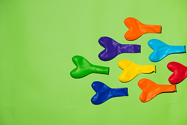 포토 JPG 해외이미지 사람없음 하트 하트풍선 풍선 초록배경 해외포토 모양 백그라운드 초록색 파일형식 이미지허브