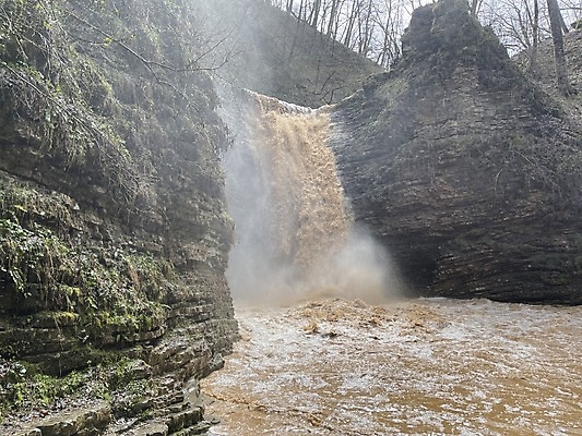 포토 JPG 해외이미지 야생동물 여행 자연 날씨 산 사람없음 야외 가로 물 관광지 환경 놀람 트래킹 폭포 젖음 흐름 개울 떨어짐 홍수 즐거움 속도 수로 자연백그라운드 주말 분무기 지역 진흙 산악지대 생태학 현재 힘찬 해외포토 자연요소 동물 교육 감정 백그라운드 컨셉 레저 표정 강 자연재해 생태계 파일형식 이미지허브