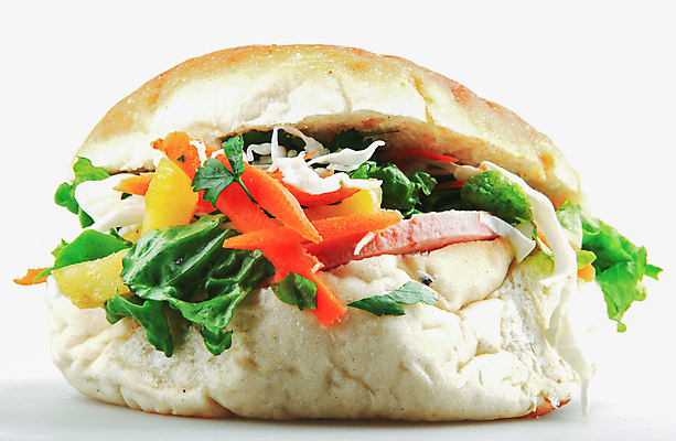 포토 JPG 해외이미지 음식 빵 조각 잎 토마토 채소 양파 오이 치즈 패스트푸드 샌드위치 육류 스테이크 사람없음 식사 소고기 튀김 햄버거 흰색 신선 클래식 맛 그릴 상추 케첩 먹기 머스터드 속도 흰배경 깨 미국문화 마요네즈 충동구매 프랑스어 점심식사 고립 치즈버거 해로움 해외포토 식물 문자 컬러 백그라운드 컨셉 식재료 모션 주방용품 유제품 서양음식 쇼핑 조미료 소스_음식 인스턴트 서양문화 과소비 파일형식 이미지허브