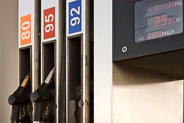 포토 JPG 해외이미지 산업 자동차 사람없음 닫기 기름 휘발유 서비스 그림 러시아 호스 자동 해외포토 유럽 음식 육상교통 모션 석유 파일형식 이미지허브