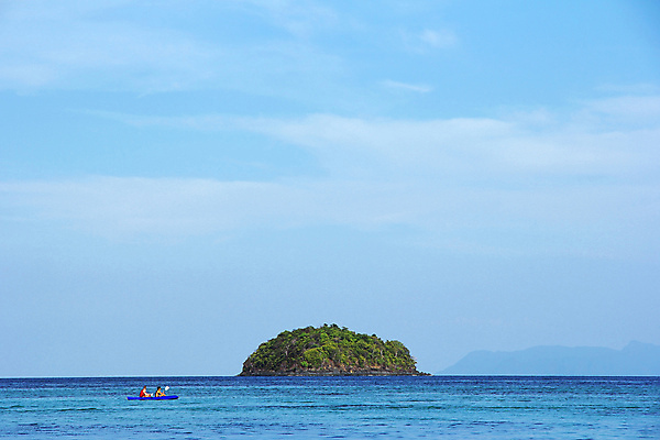 포토 JPG 해외이미지 파도 바다 섬 여행 백그라운드 태국 자연 하늘 산 풍경 사람없음 야외 초록색 물 여름 파란색 평화 자유 전원 크루즈 장면 암초 석호 다도해 뱃놀이 이국적 파라다이스 수평선 해외포토 자연요소 계절 아시아 컬러 컨셉 배_교통 전통놀이 전기에너지 생태계 파일형식 이미지허브