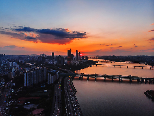 포토 JPG 해외이미지 주간 아시아 여행 건축양식 새로움 아파트 주택 서울 한국 사람없음 야외 건물 관광지 강 마을 고층빌딩 도시 도심 아래 장면 전망대 지역 타운 해외포토 자연요소 건축물 건축 나라 컨셉 빌딩 방향 위치 파일형식 이미지허브
