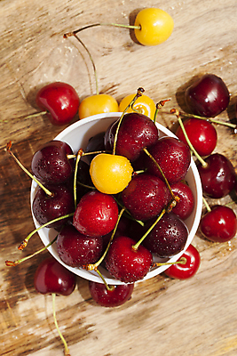 포토 JPG 해외이미지 열매 음식 줄기 백그라운드 농업 다이어트 과일 재료 디저트 건강 사람없음 빨간색 물 여름 빛 농작물 식사 젖음 흰색 물방울 신선 체리 닫기 달콤 맛 떨어짐 아침식사 먹기 가득함 유기농 날것 비타민 흙더미 내추럴 숙성 채식주의자 많음 비건 맛있는 해외포토 자연요소 식물 웰빙 계절 산업 컬러 컨셉 모션 흙 채식 영양소 파일형식 더미 이미지허브