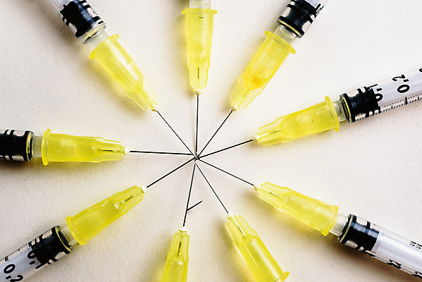 포토 JPG 해외이미지 과학 세포 건강 병원 주사기 사람없음 치료 약 장비 의사 흰색 기구 바늘 보호 질병 오브젝트 만족 예방 날카로움 감염 주사약 반대 외과 중독 당뇨병 돌봄 마약 백신 에이즈 예방접종 인슐린 종양 해외202004 해외포토 감정 컬러 컨셉 의학 의료기기 모션 의료진 도구 접종 파일형식