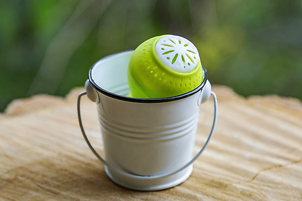 포토 JPG 해외이미지 모양 백그라운드 공 가정 표면 주택 사람없음 목재 초록색 청결 흰색 구멍 닫기 작음 플라스틱 오브젝트 상쾌 냄새 아로마 데오드란트 미니 해외포토 나무 감정 컬러 재료 모션 재질 건물 위생 크기 파일형식 이미지허브