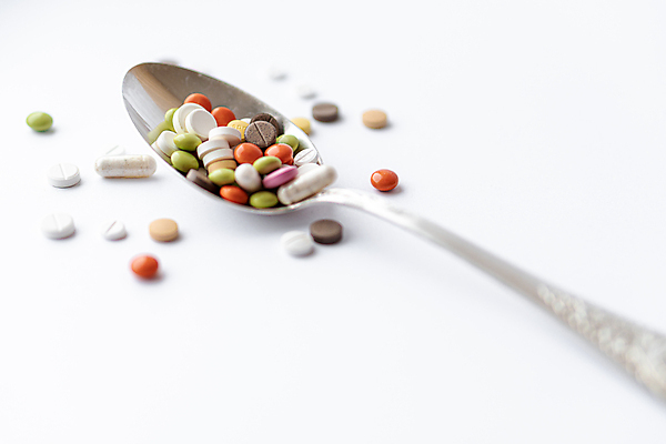 포토 JPG 해외이미지 웰빙 백그라운드 다이어트 건강 어류 사람없음 치료 빨간색 컬러풀 알약 약 노란색 우주 건강관리 숟가락 고통 흰색 질병 약국 간 처방 중독 흙더미 조제 보충 고립 돌봄 진통제 항생제 많음 해외포토 감정 컬러 컨셉 의학 모션 수저 관리 수중동물 흙 장기_의학 만들기 파일형식 더미 이미지허브