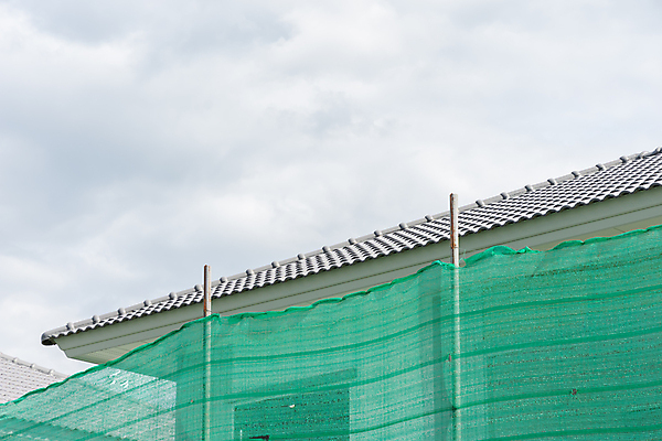 포토 JPG 해외이미지 디자인 산업 건축양식 하늘 지붕 노동자 주택 안전 사람없음 건물 파란색 장비 잡기 업무 수리 보호 정상 땅 천 타일 고정 유지 국회 건축업자 경영 설치 수목 프로젝트 해외포토 직업 건축물 건축 컬러 컨셉 비즈니스 모션 직물 작업 파일형식 이미지허브