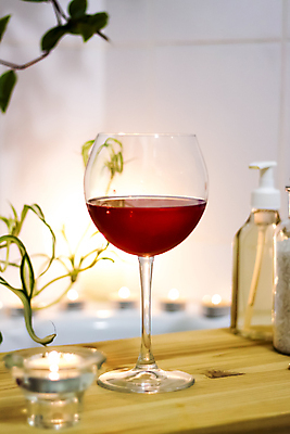 포토 JPG 해외이미지 라이프스타일 꽃 선 백그라운드 컨셉 신체 자연 휴가 휴식 건강 동양인 사람없음 치료 초록색 물 여름 수건 뷰티 노란색 상점 스파 목욕 화장품 흰색 마사지 고급 씻기 기름 허브 피부 크림 유기농 향기 소금 아로마테라피 테라피 돌봄 위생관리 해외포토 자연요소 식물 웰빙 계절 음식 컬러 의학 모션 관리 인종 생활 신체부위 위생용품 청결 생태계 냄새 파일형식 이미지허브