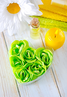 포토 JPG 해외이미지 꽃 사람없음 초록색 수건 스파 하트 오일 아로마 스파용품 향초 해외포토 모양 식물 음식 컬러 초 위생용품 화장품 오브젝트 파일형식 이미지허브