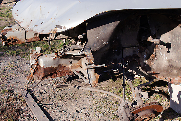 포토 JPG 해외이미지 교통시설 자동차 날씨 사람없음 금속 손상 수확 골동품 닫기 쓰레기 폐기물 폭발 충돌 사건 철 버리기 부식 복고 한조각 고물상 그런지 깨짐 방치 옛날 자동 철강 해외포토 1 육상교통 교통 컨셉 농업 모션 재질 시설 파일형식 이미지허브