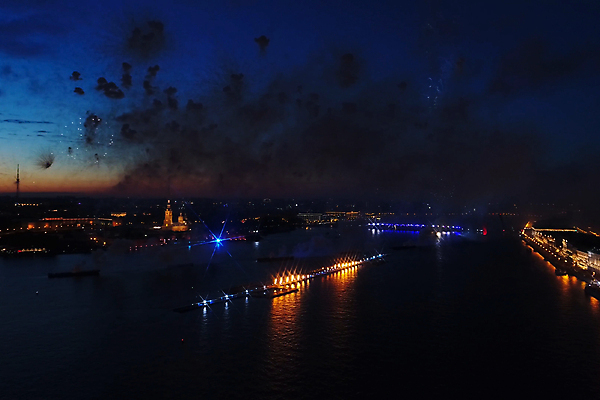 포토 JPG 해외이미지 행복 백그라운드 크리스마스 하늘 불 휴가 불꽃 새로움 불꽃놀이 사랑 이벤트 사람없음 빛 강 컬러풀 파티 검은색 축제 미국 어둠 로켓 하트 축하 떨어짐 야간 저녁 폭발 연도 돛 쇼 경례 진홍색 마법 7월 독립 웅장함 해외포토 자연요소 모양 기념일 감정 컬러 컨셉 북아메리카 놀이 빨간색 인사 날짜 파일형식 이미지허브