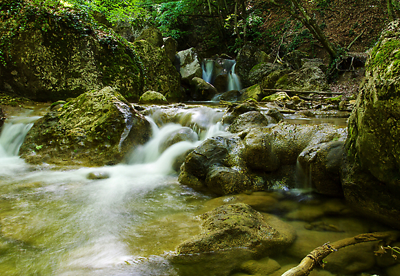 포토 JPG 해외이미지 나무 식물 여행 백그라운드 잎 모션 자연 벽지 산 풍경 사람없음 야외 목재 초록색 물 여름 강 환경 활발 폭포 젖음 흐름 바위 신선 액체 개울 급류 떨어짐 숲 순수 속도 생태학 파라다이스 해외포토 자연요소 계절 교육 컬러 컨셉 재료 돌_바위 생태계 파일형식 이미지허브