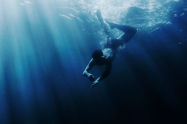 포토 JPG 해외이미지 1 남자 스포츠 바다 자연 휴가 사람 성인 사람없음 야외 물 수중 수영 잠수부 다이빙 무료 해외포토 자연요소 수상스포츠 전문직 생태계 수중스포츠 파일형식 이미지허브